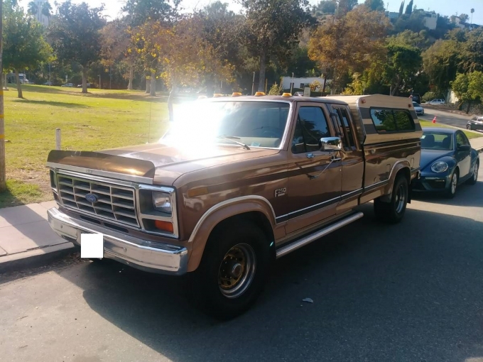 1984 Ford F250 XL 4X2 Disponible