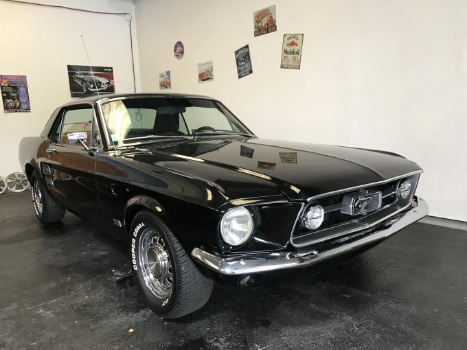 1967 Mustang coupe Raven Black