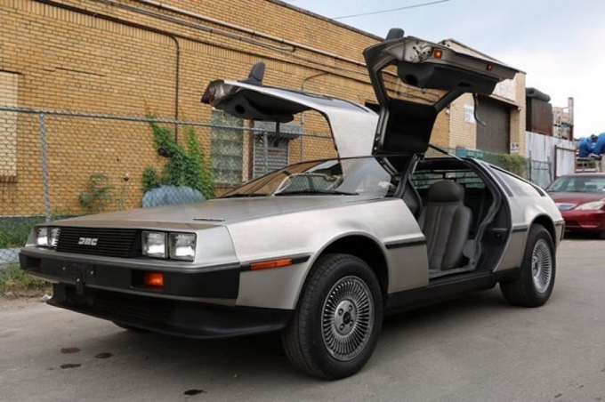 Delorean DMC 12 1982