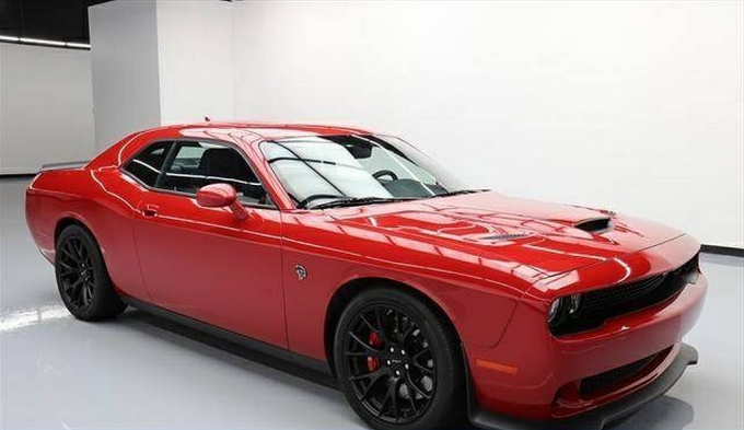 Dodge Challenger SRT HellCat 2015