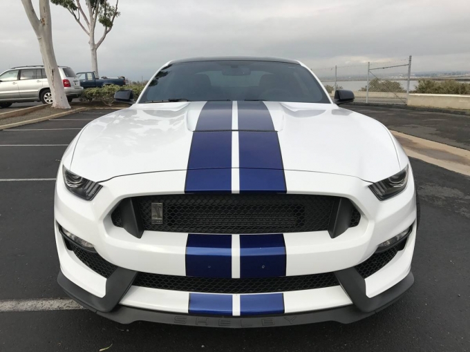 Ford Mustang Shelby GT 350